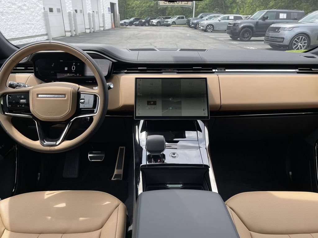 New 2026 Land Rover Range Rover Sport Dynamic SE AWD/4WD image 22