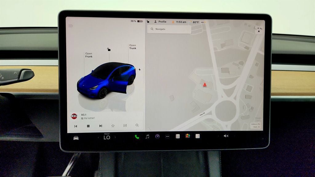 Used 2022 Tesla Model Y Long Range AWD/4WD image 22