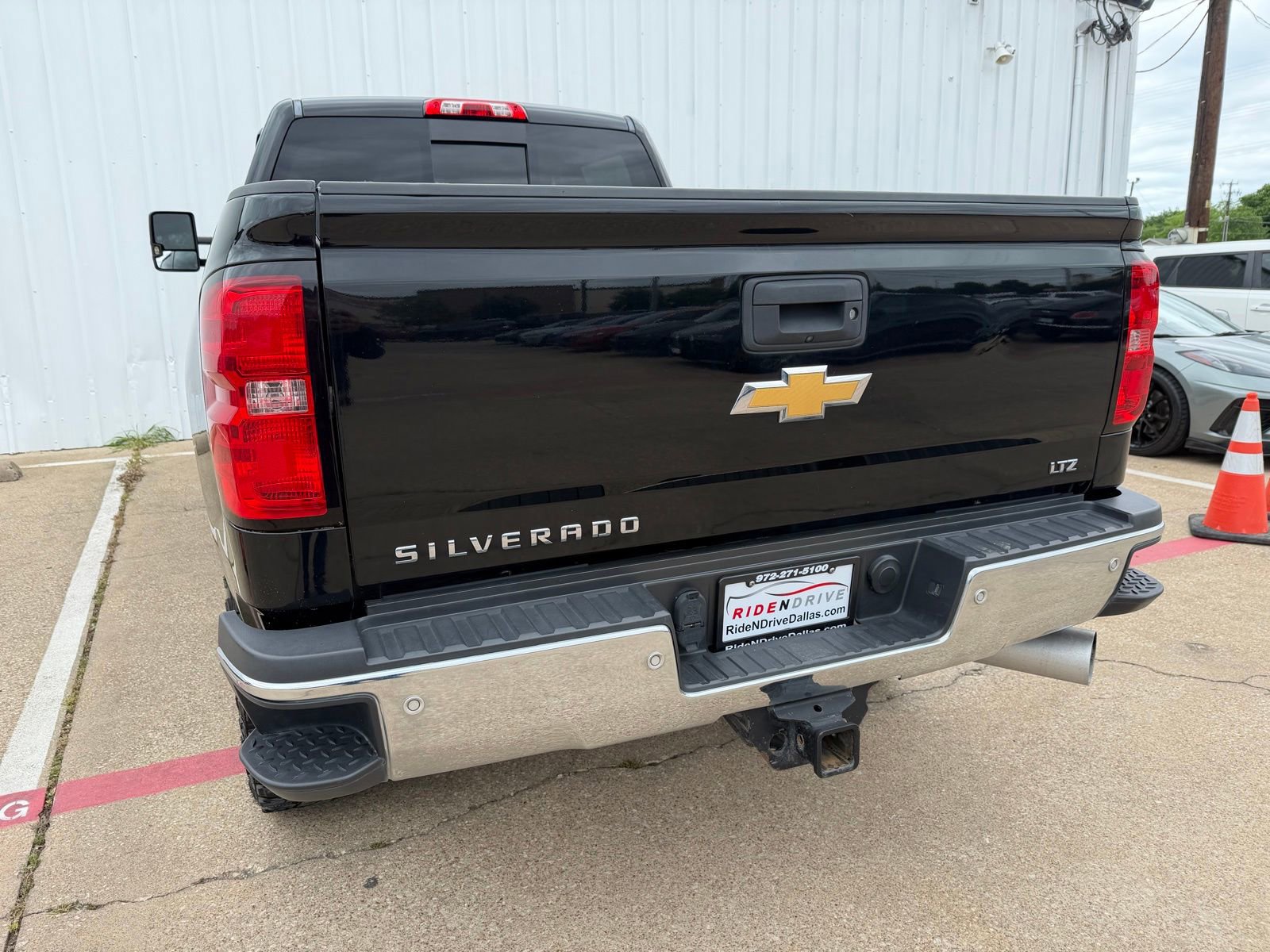 Used 2016 Chevrolet Silverado 2500 LTZ w/ Duramax Plus Package AWD/4WD image 5
