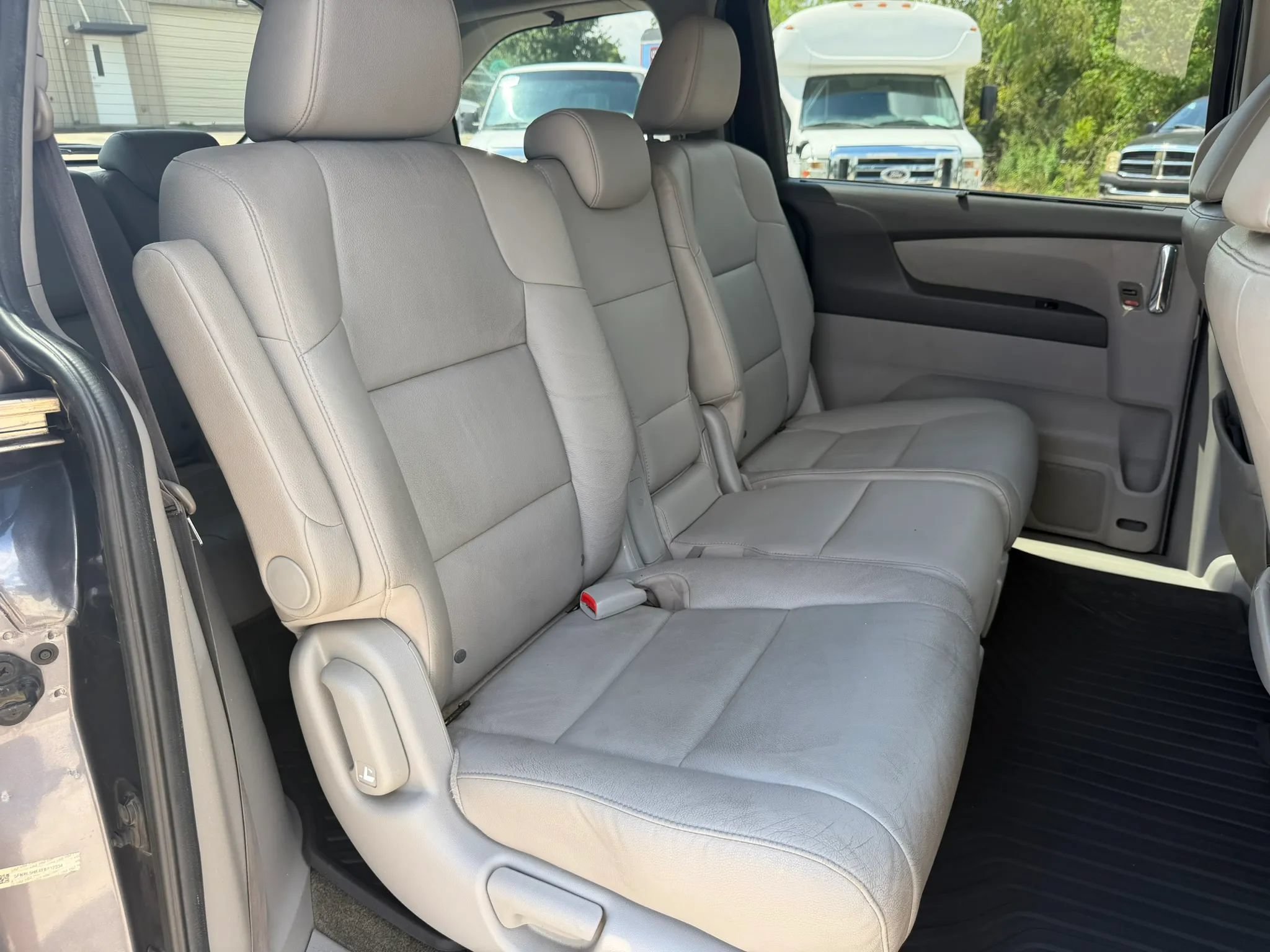 Used 2014 Honda Odyssey EX-L image 27