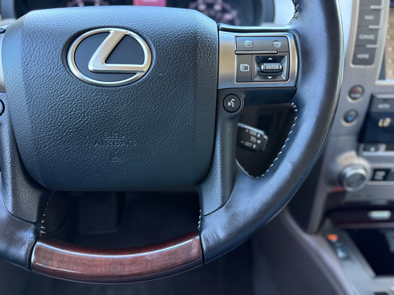 Used 2018 Lexus GX 460 Premium AWD/4WD image 27