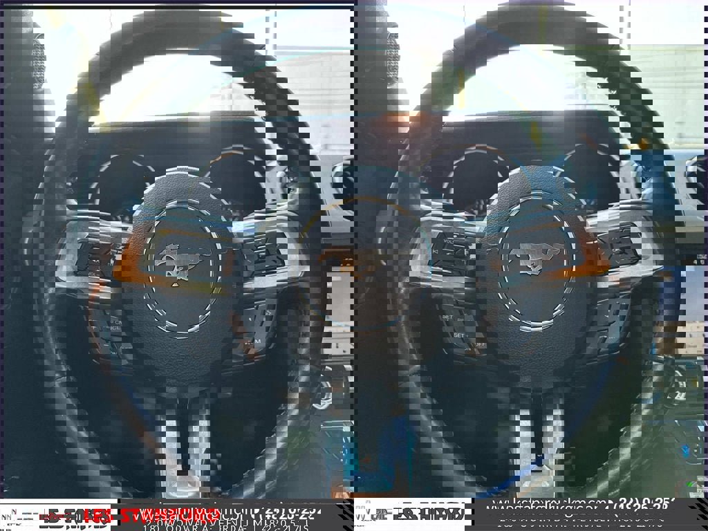 Used 2018 Ford Mustang GT Premium image 20