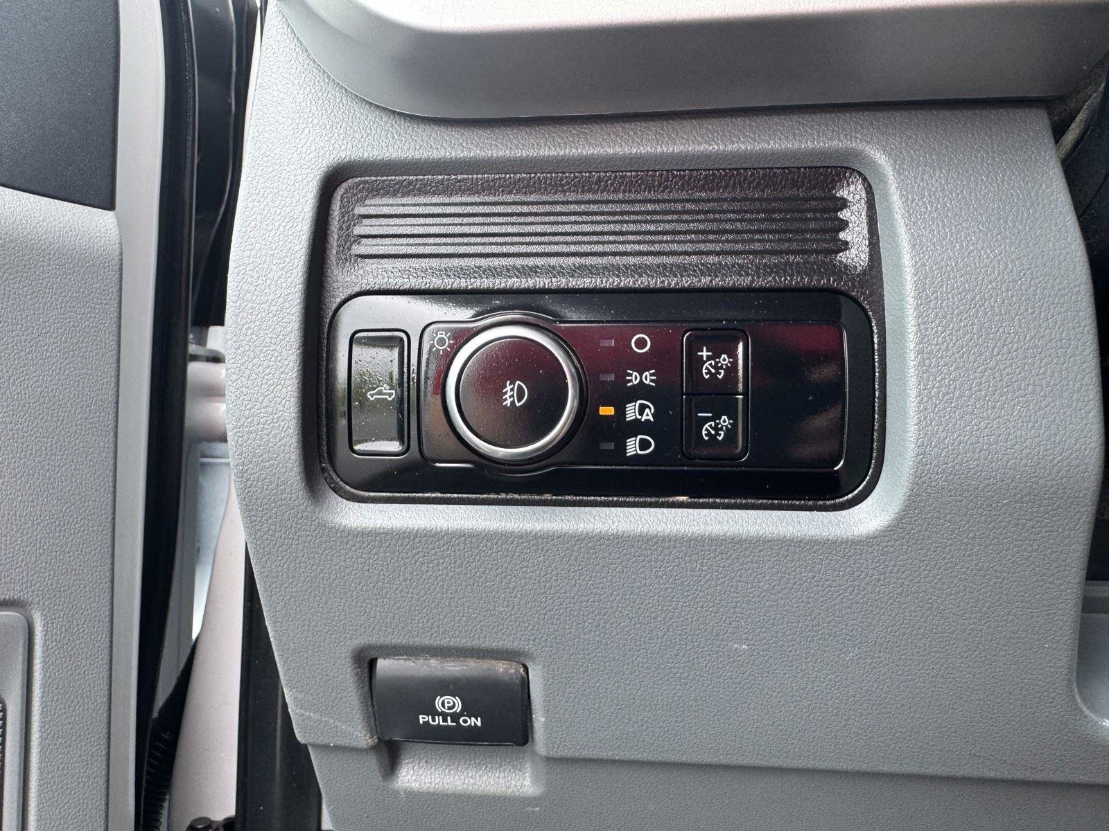 Used 2024 Ford F250 XLT w/ FX4 Off-Road Package image 18