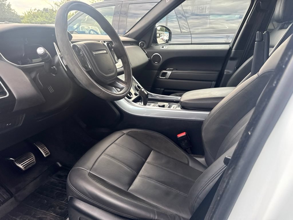 Used 2020 Land Rover Range Rover Sport HST AWD/4WD image 2