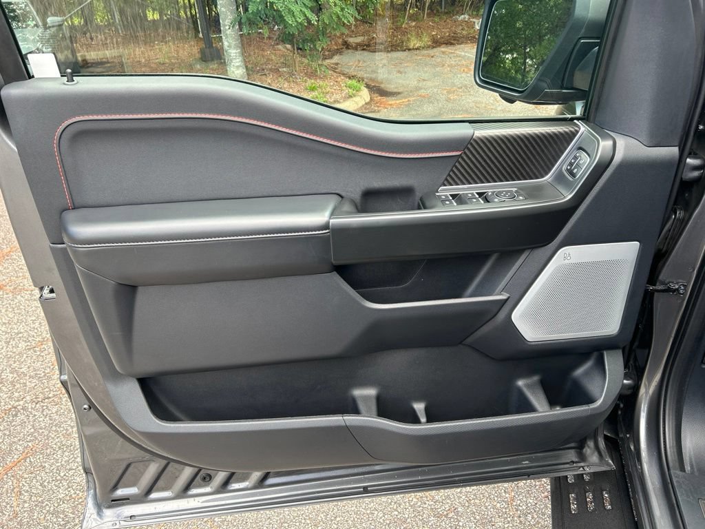Used 2025 Ford F150 Raptor AWD/4WD image 15