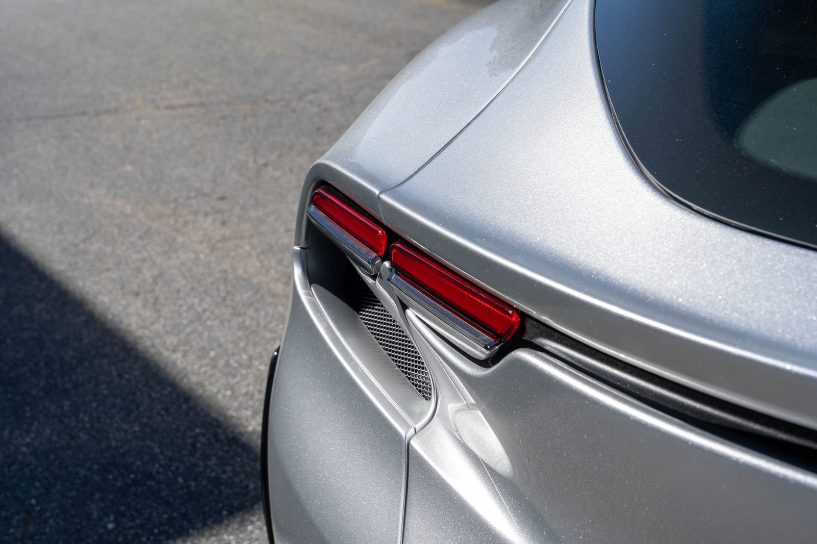 Certified 2025 Ferrari Purosangue image 17