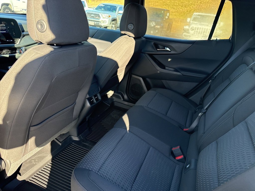 New 2026 Chevrolet Equinox LT w/ LPO, Floor Liner Package image 13