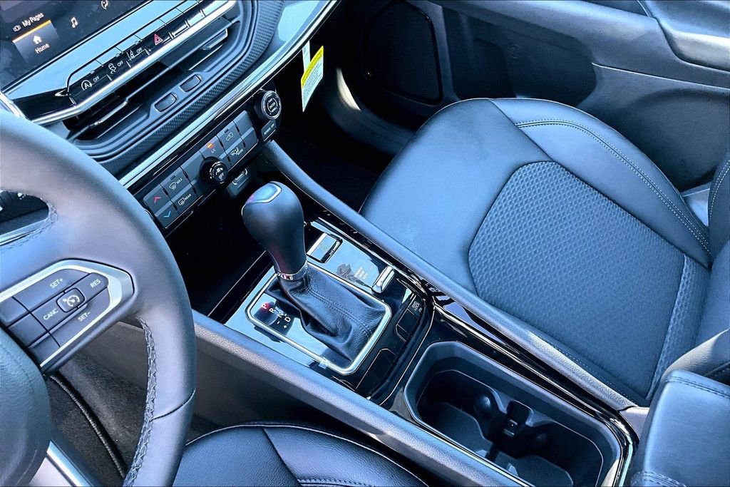 New 2026 Jeep Compass Latitude image 11