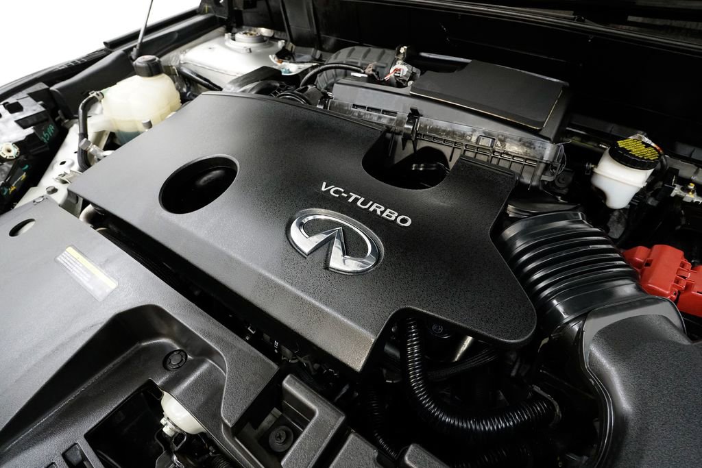 Used 2019 INFINITI QX50 Essential w/ Sensory Package image 4