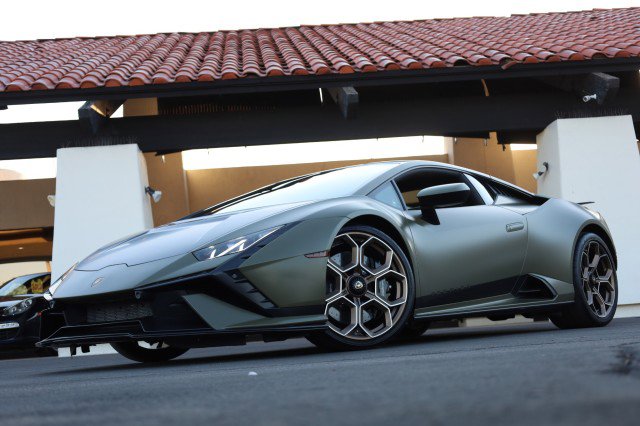 Used 2023 Lamborghini Huracan Tecnica RWD image 72