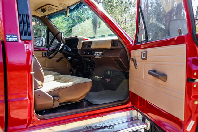 Used 1986 Toyota Pickup 4x4 Regular Cab Turbo image 35