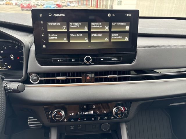 Used 2025 Mitsubishi Outlander SEL image 16