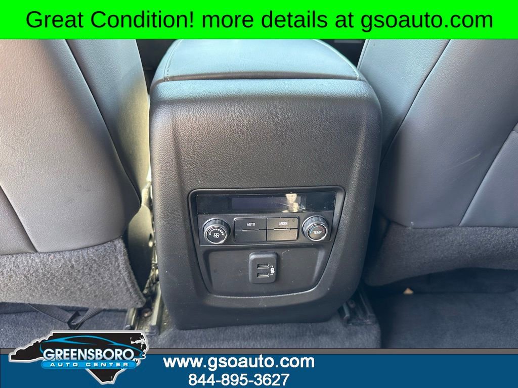 Used 2019 Buick Enclave Essence image 25