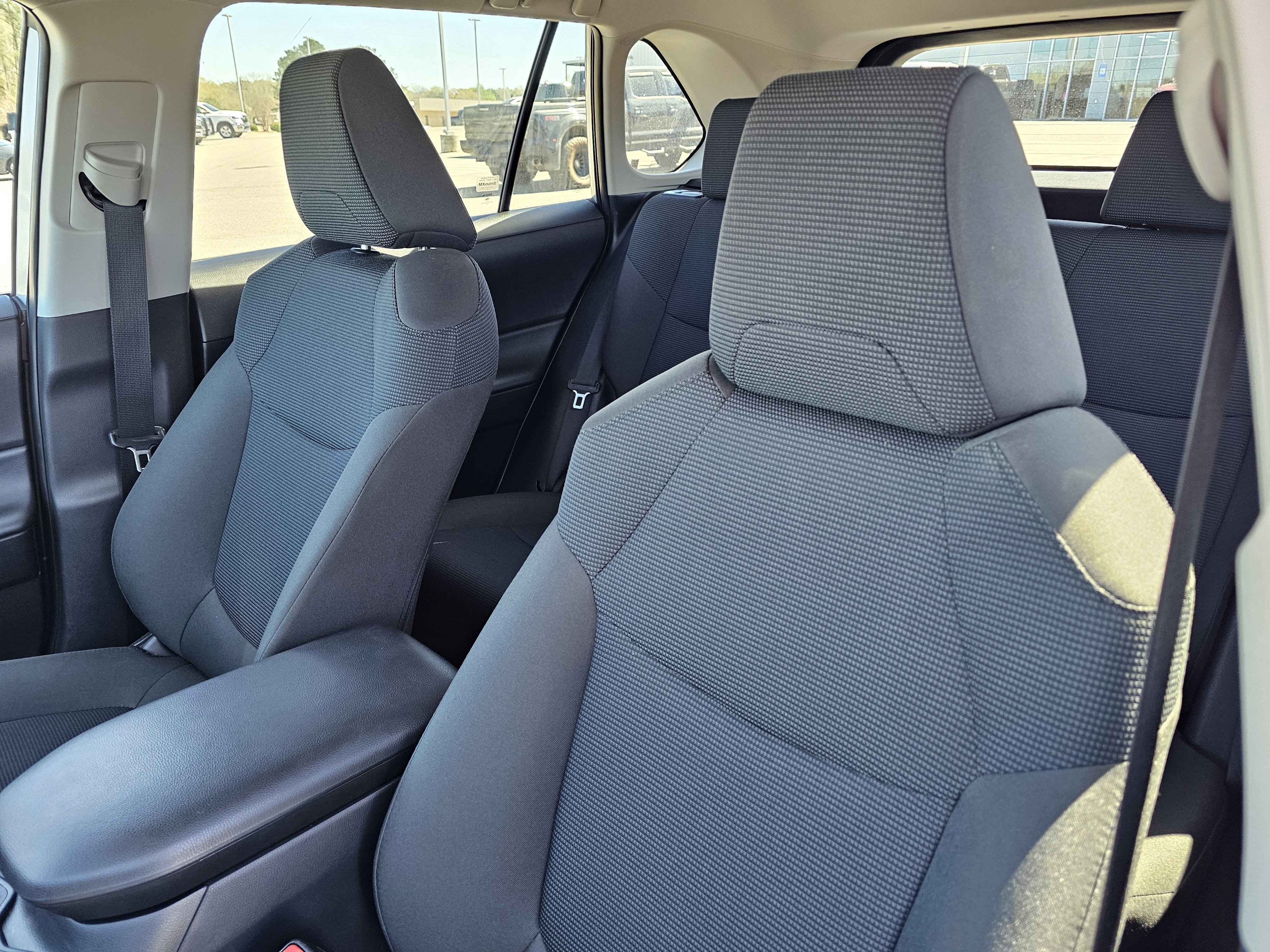 Used 2024 Toyota RAV4 LE image 18