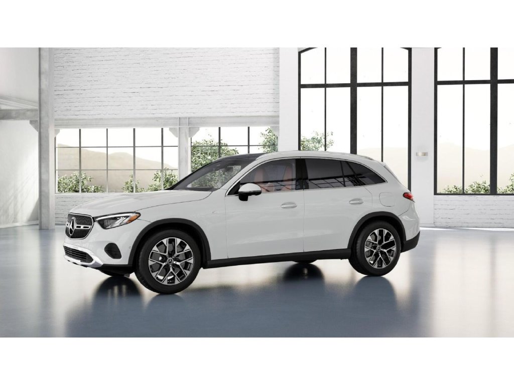 Used 2025 Mercedes-Benz GLC 350e 4MATIC image 37