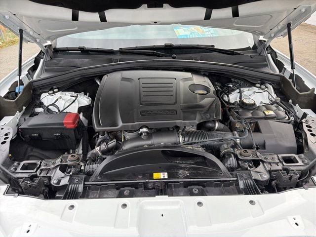 Used 2022 Jaguar F-PACE S image 38