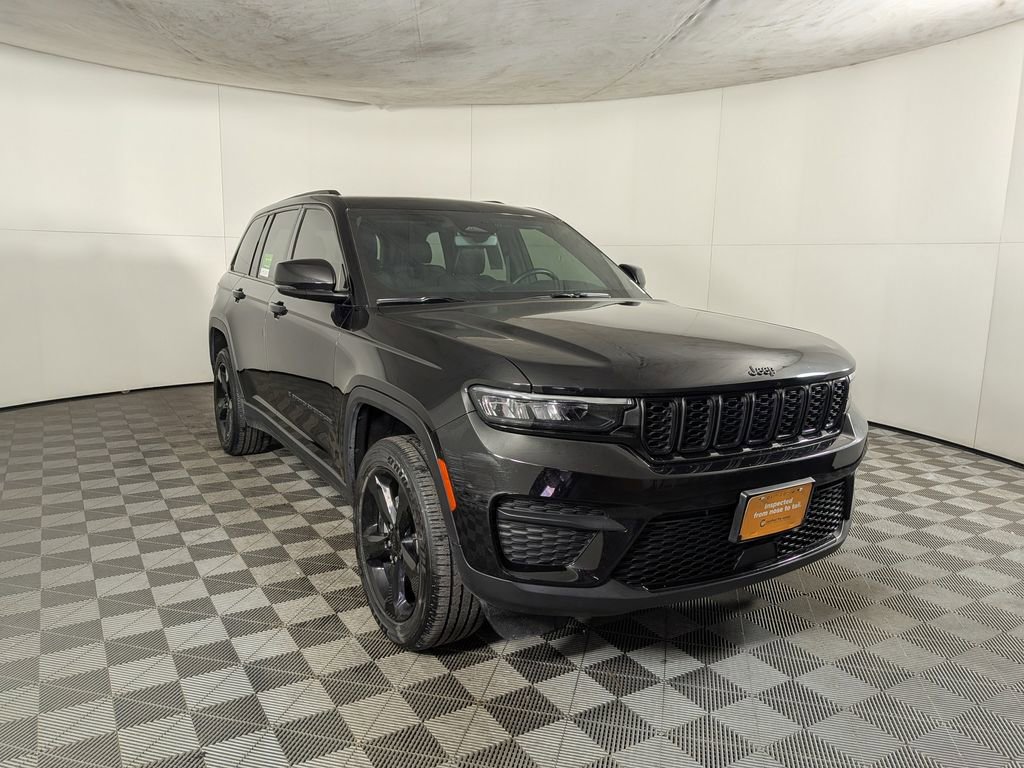 Certified 2022 Jeep Grand Cherokee Altitude image 6