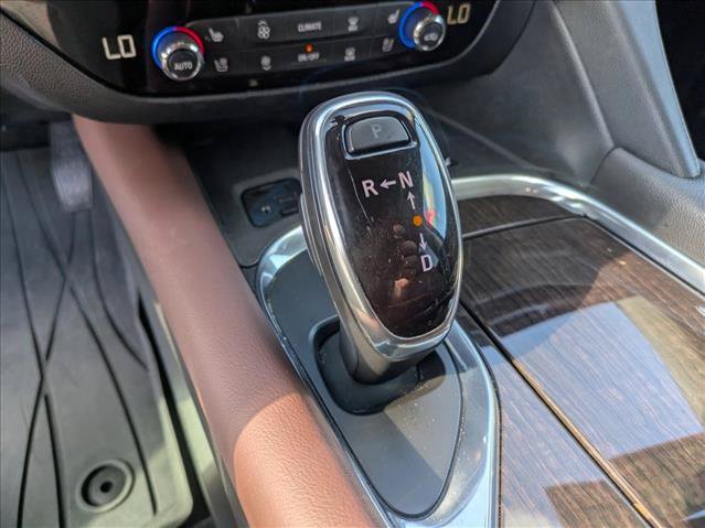 Used 2021 Buick Enclave Avenir w/ Avenir Technology Package FWD image 11