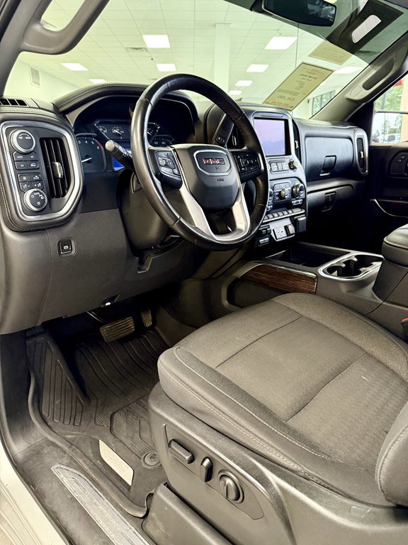 Used 2020 GMC Sierra 1500 Elevation w/ Elevation Value Package image 13