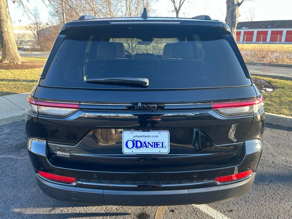 New 2025 Jeep Grand Cherokee Limited image 27