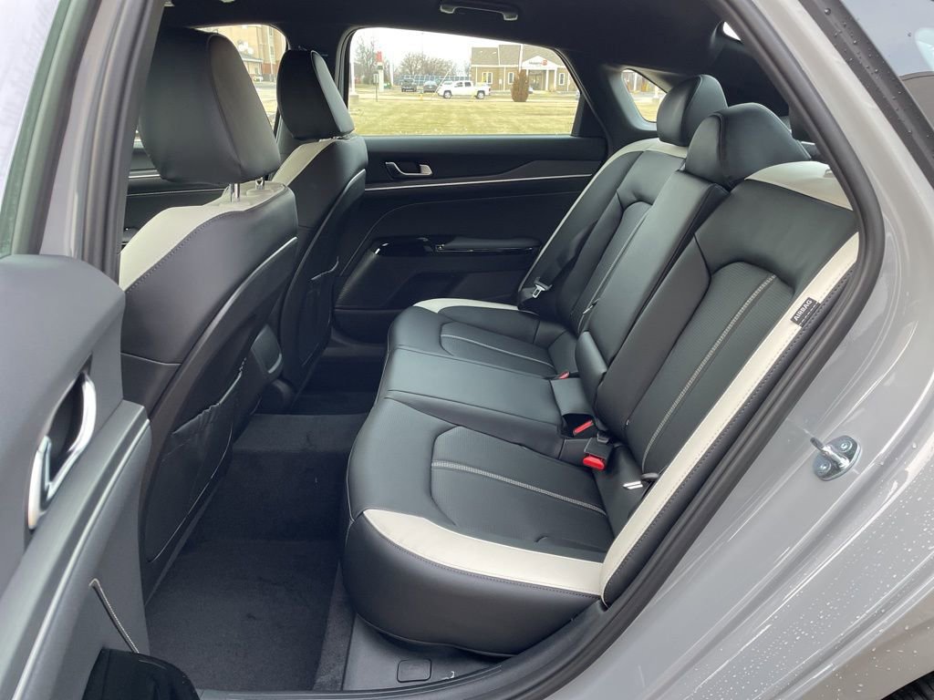 New 2026 Kia K5 GT-Line image 10