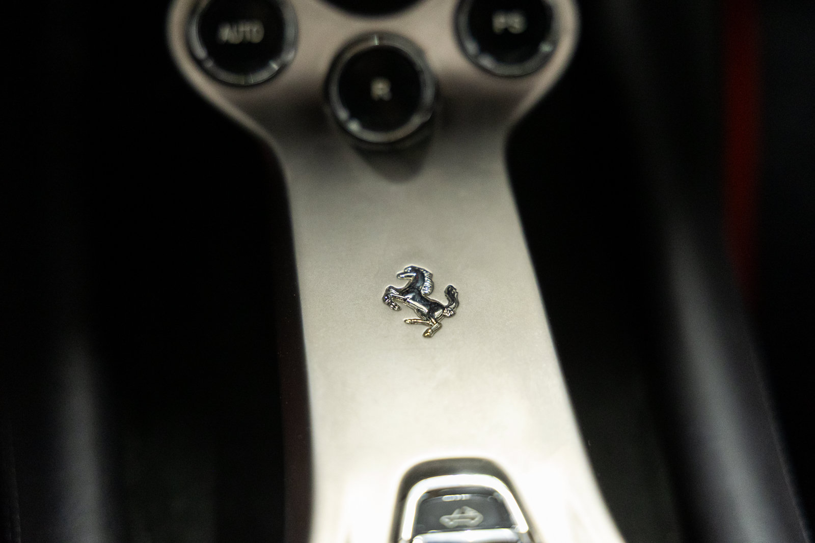 Used 2011 Ferrari California RWD image 56