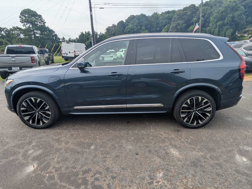 Certified 2026 Volvo XC90 T8 Ultra w/ Protection Package Premier AWD/4WD image 3