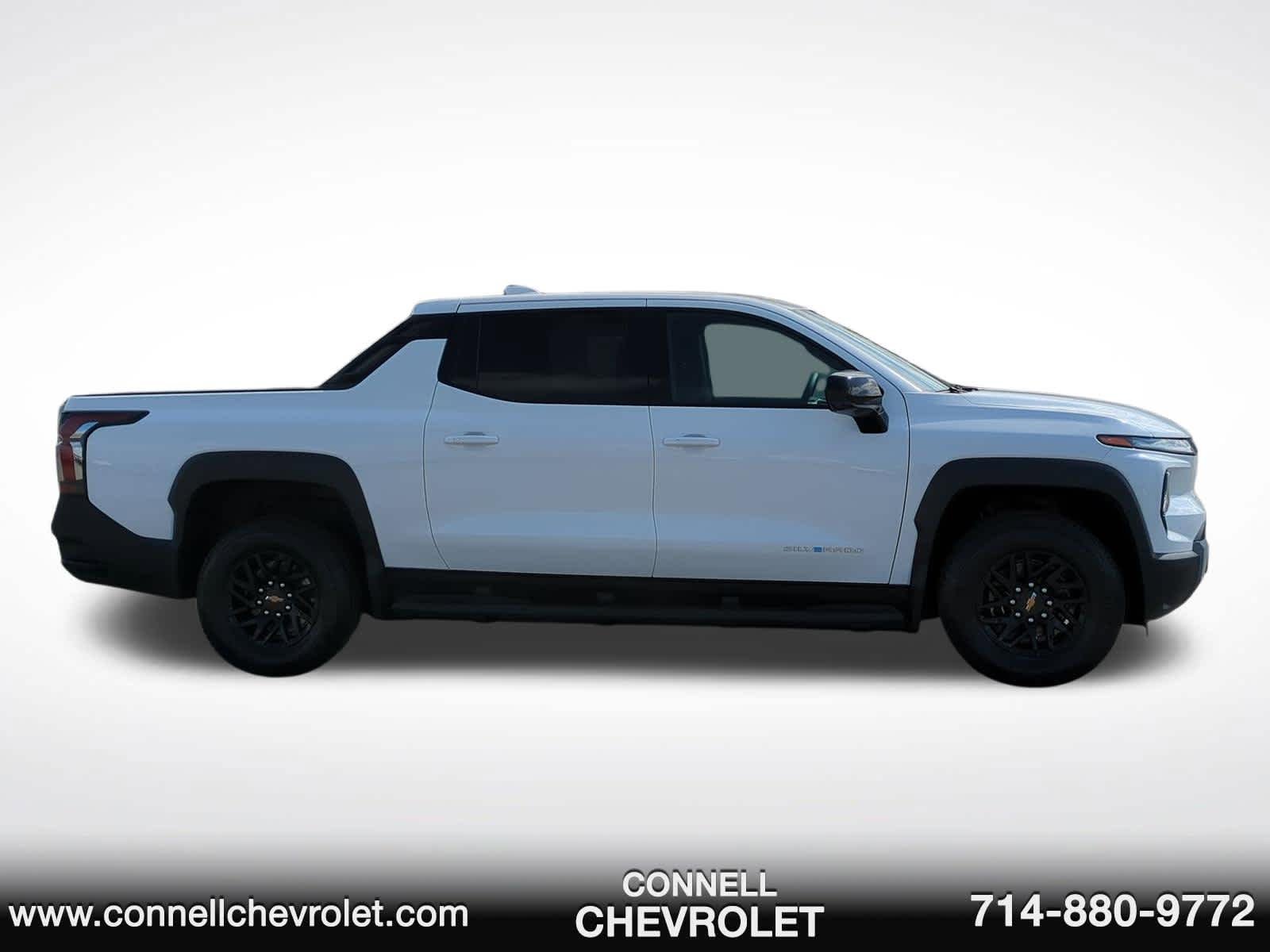 Used 2026 Chevrolet Silverado EV LT AWD/4WD image 4