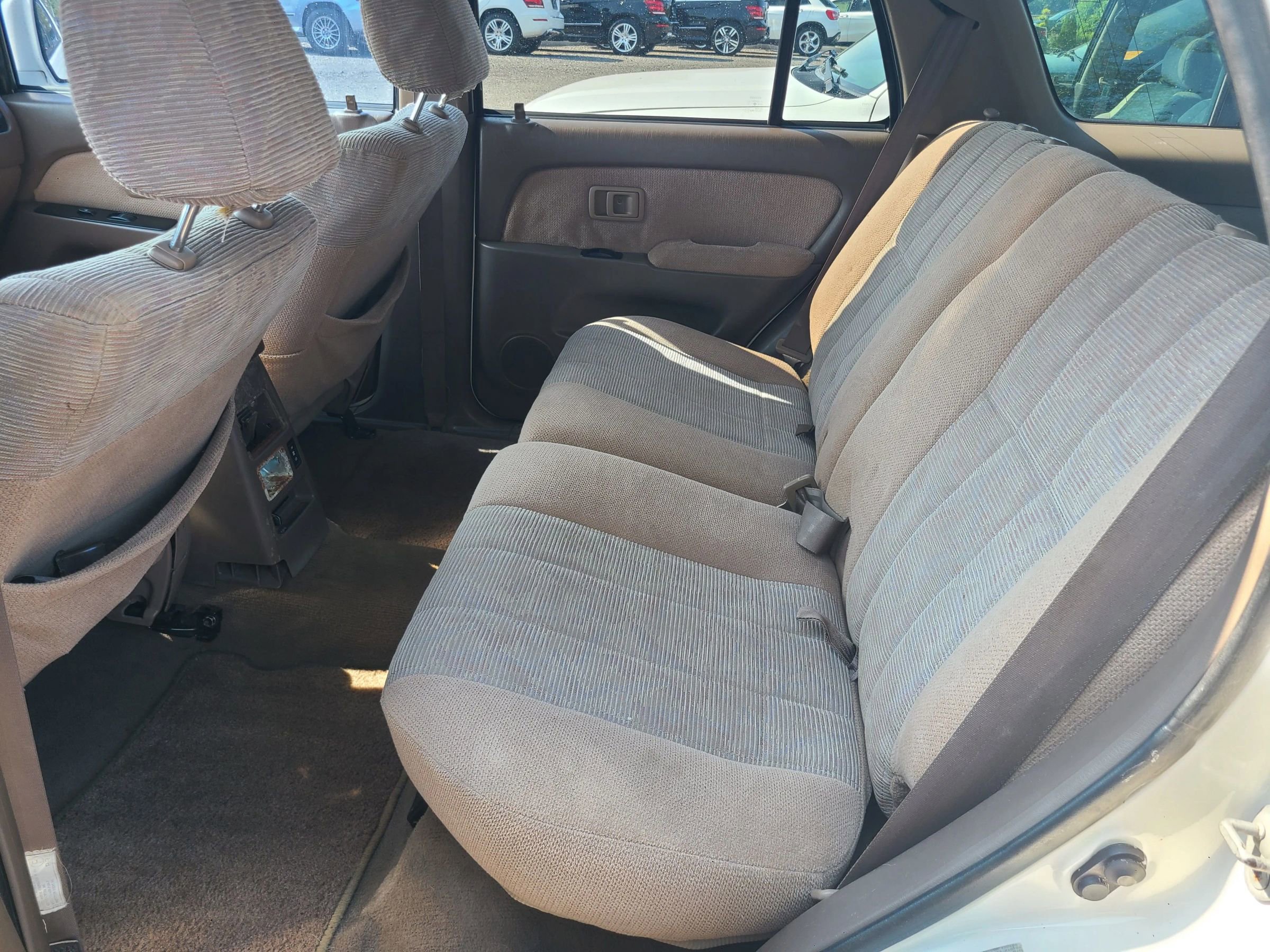 Used 1999 Toyota 4Runner SR5 image 6