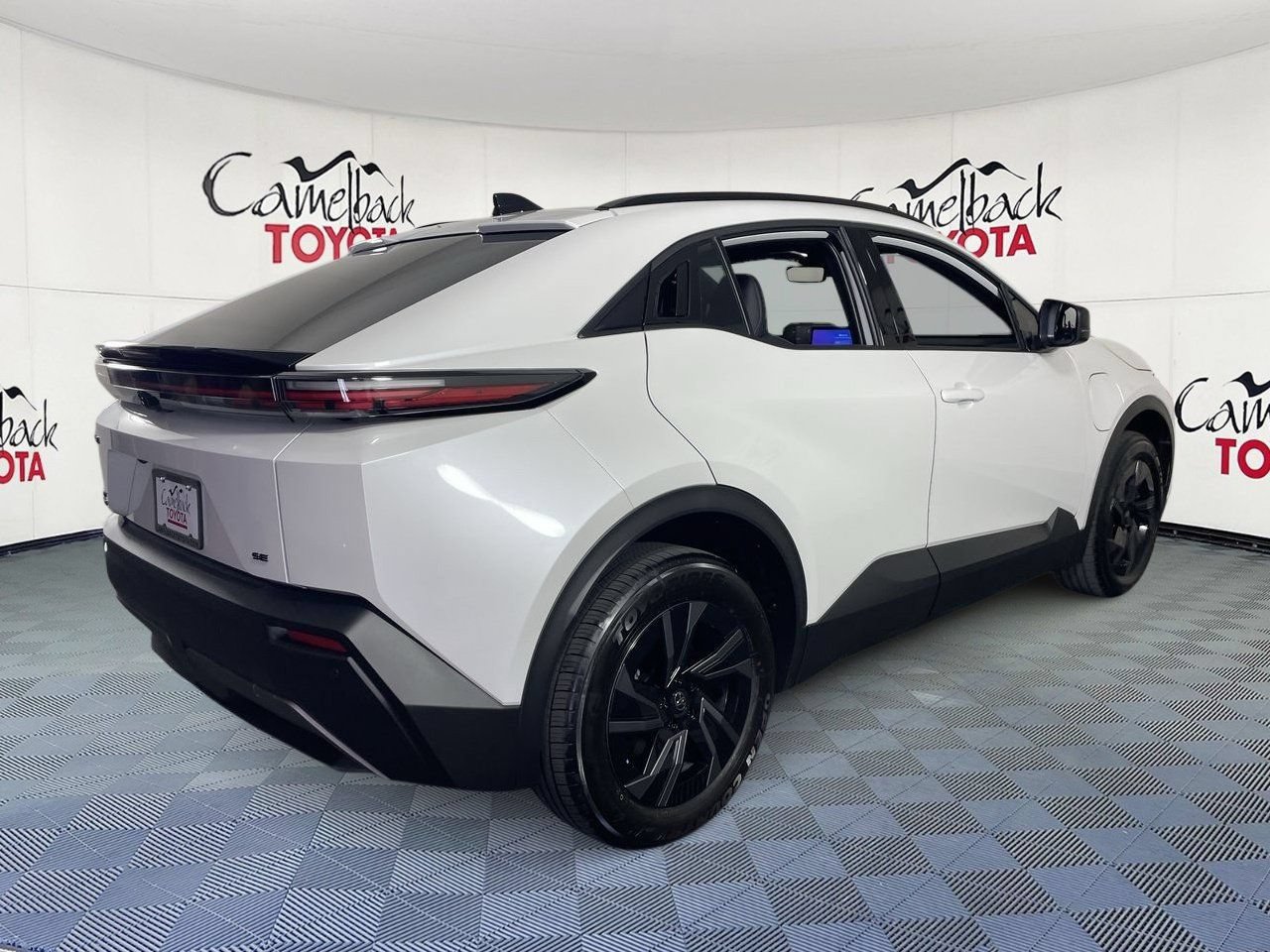 New 2026 Toyota C-HR w/ Cold Weather Package AWD/4WD image 8