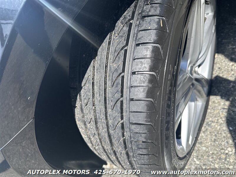 Used 2013 Volkswagen Passat TDI SEL Premium image 30