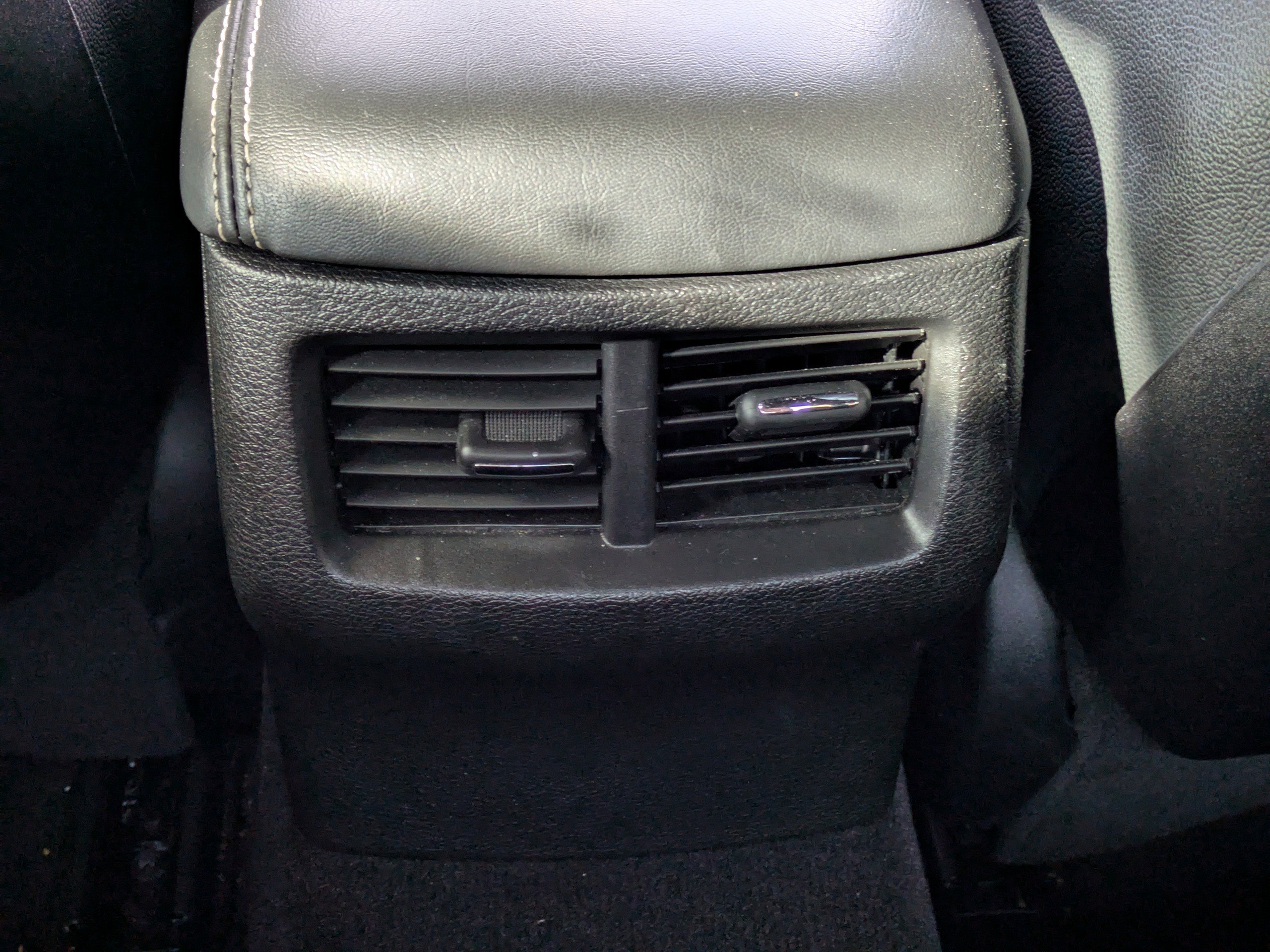 Used 2019 Dodge Challenger SRT Hellcat image 16