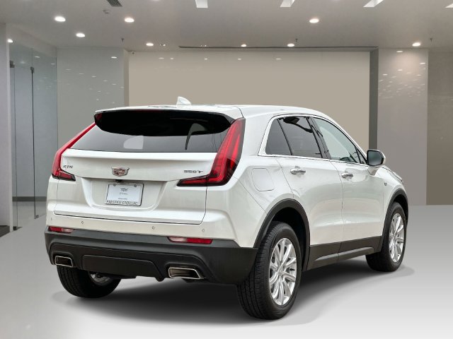 Used 2023 Cadillac XT4 Luxury FWD image 5