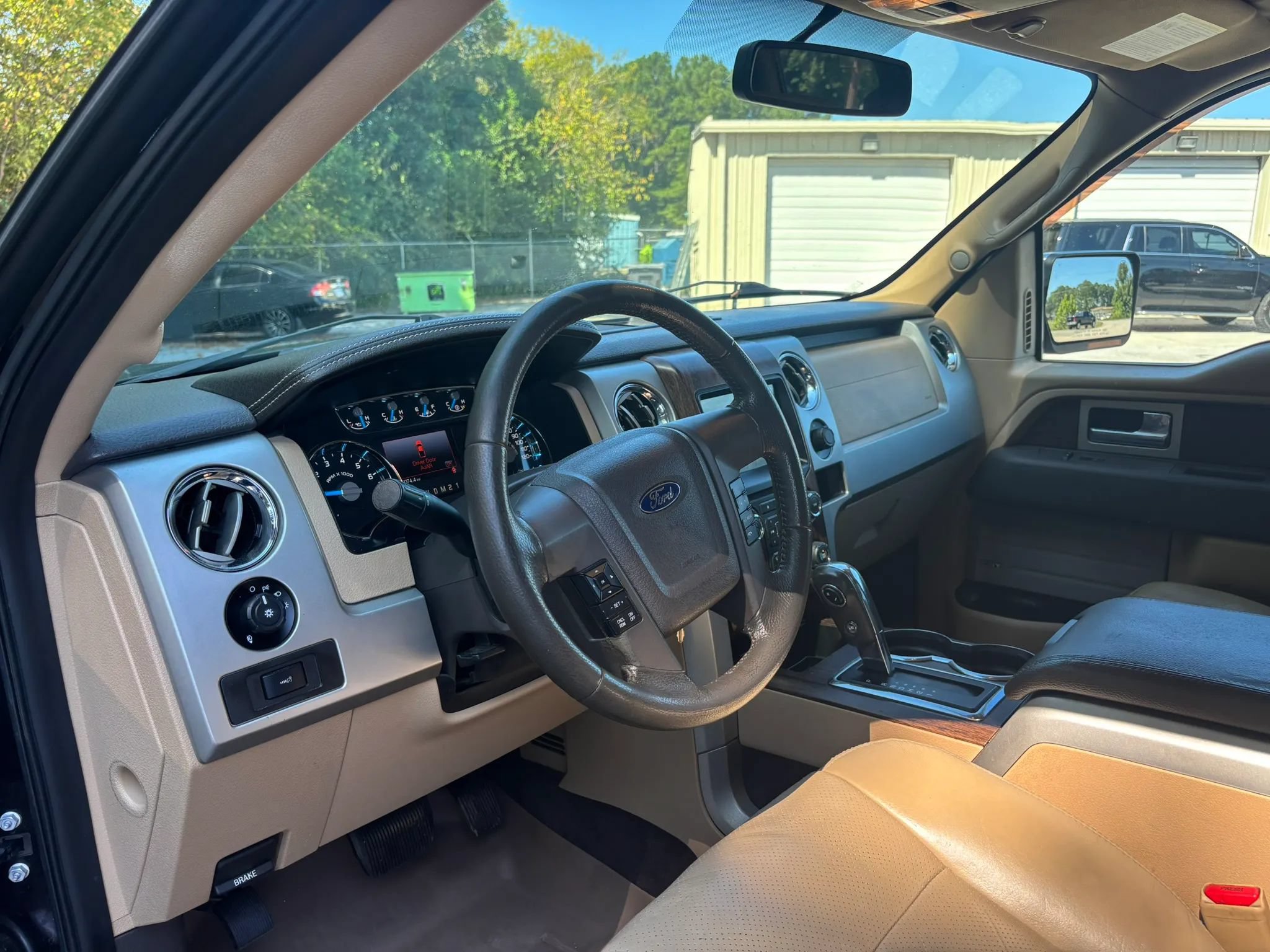 Used 2013 Ford F150 Lariat w/ Luxury Equipment Group AWD/4WD image 12