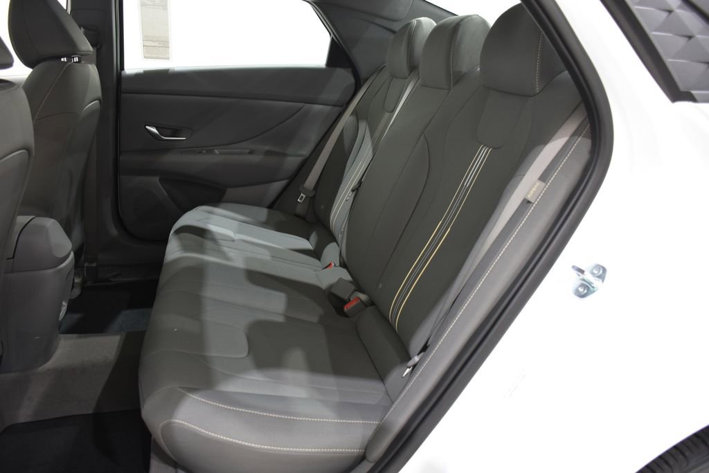 New 2026 Hyundai Elantra Sport image 28