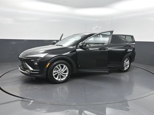 Used 2024 Buick Envista Preferred FWD image 30
