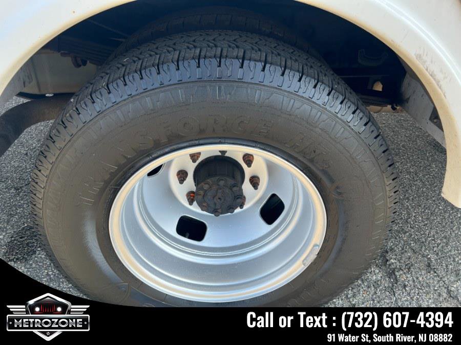 Used 2008 Ford F350 XLT image 26