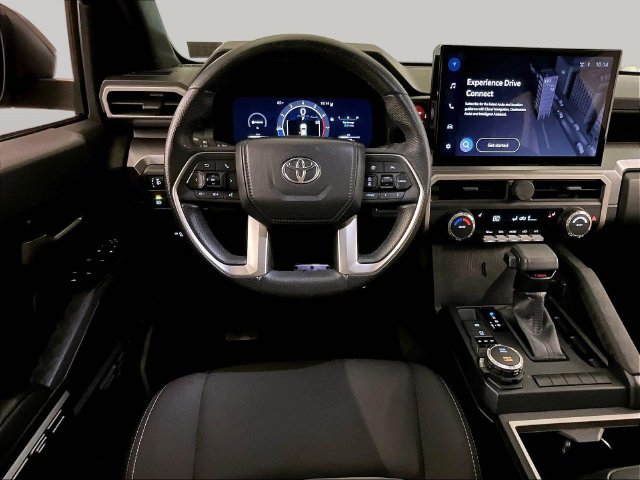Used 2025 Toyota Tacoma TRD Sport AWD/4WD image 5