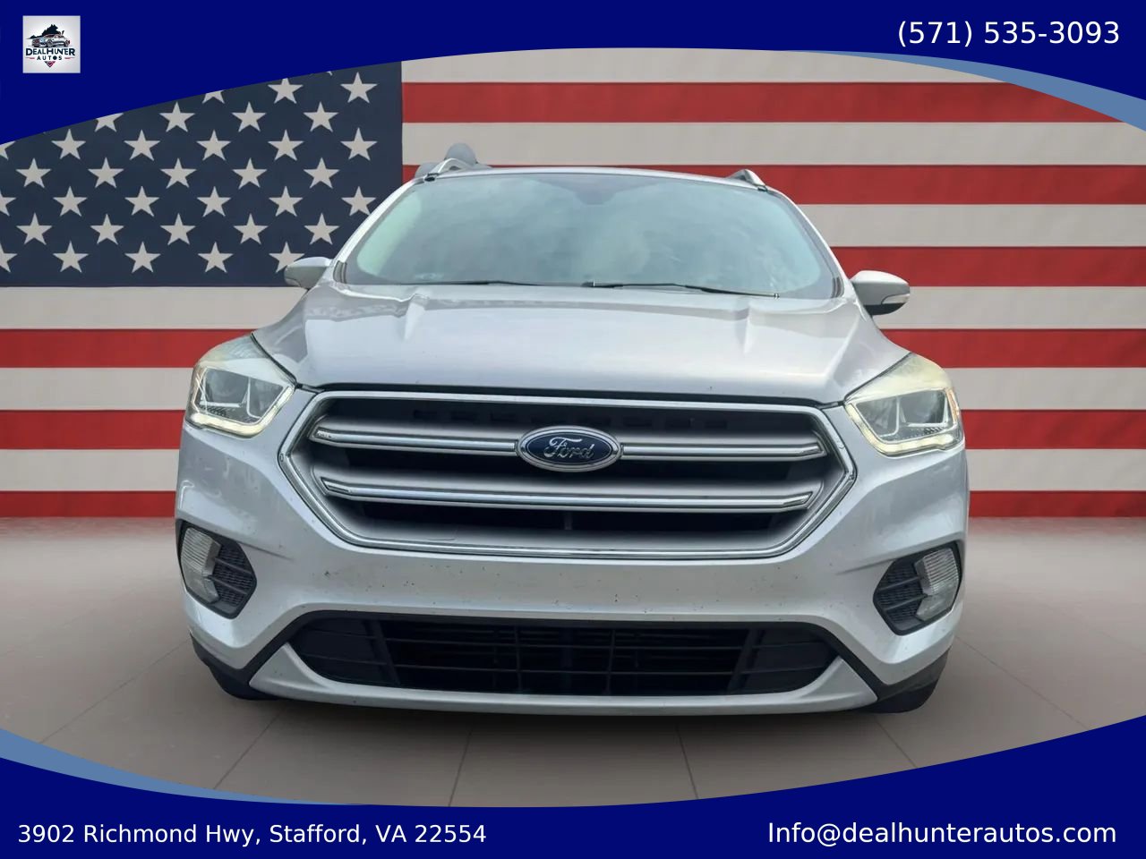 Used 2017 Ford Escape Titanium AWD/4WD image 3
