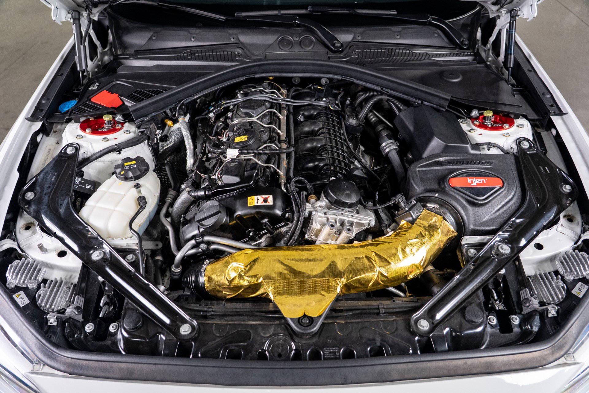 Used 2017 BMW M2 image 36