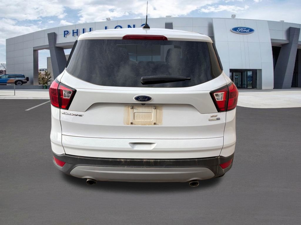 Used 2019 Ford Escape SE image 5