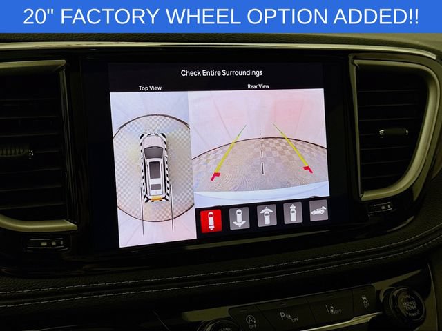 New 2027 Chrysler Pacifica Limited AWD/4WD image 13