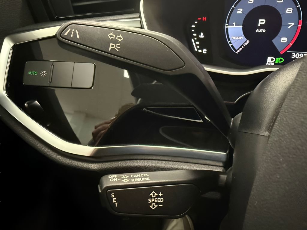 Used 2020 Audi Q3 2.0T Premium w/ Convenience Package image 20