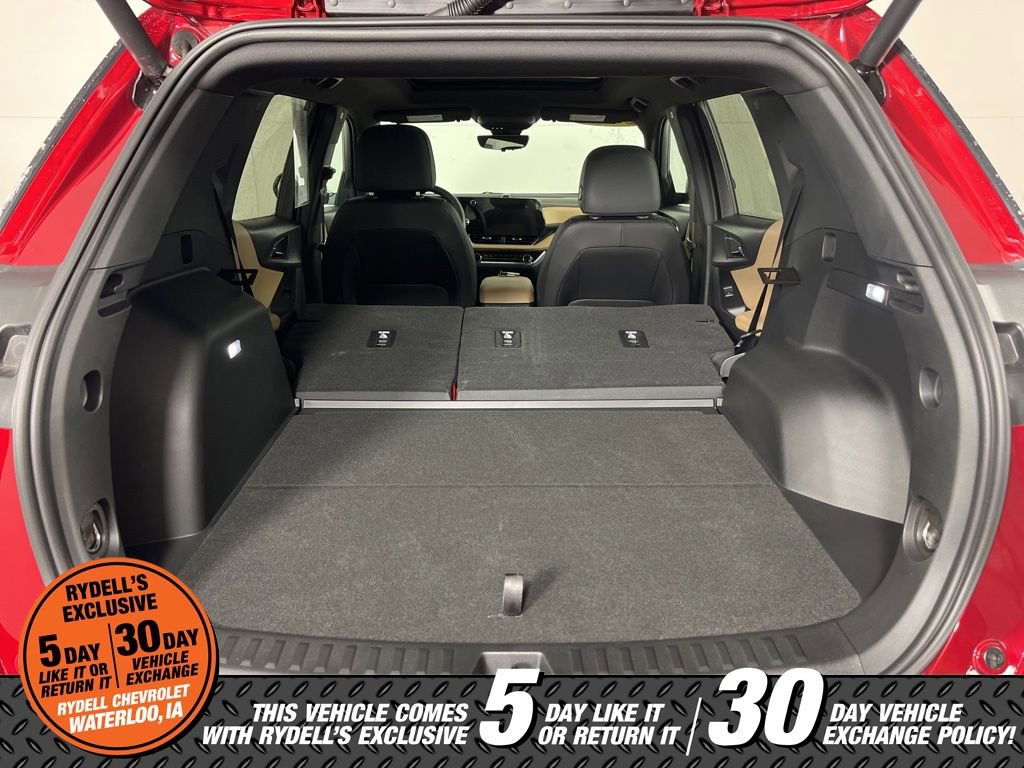 Certified 2025 Chevrolet Equinox ACTIV w/ Safety and Technology Package image 23