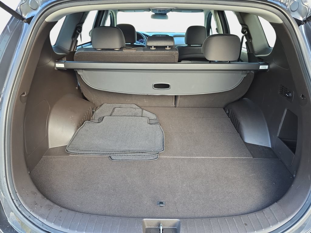 Used 2020 Hyundai Santa Fe SE AWD/4WD image 10