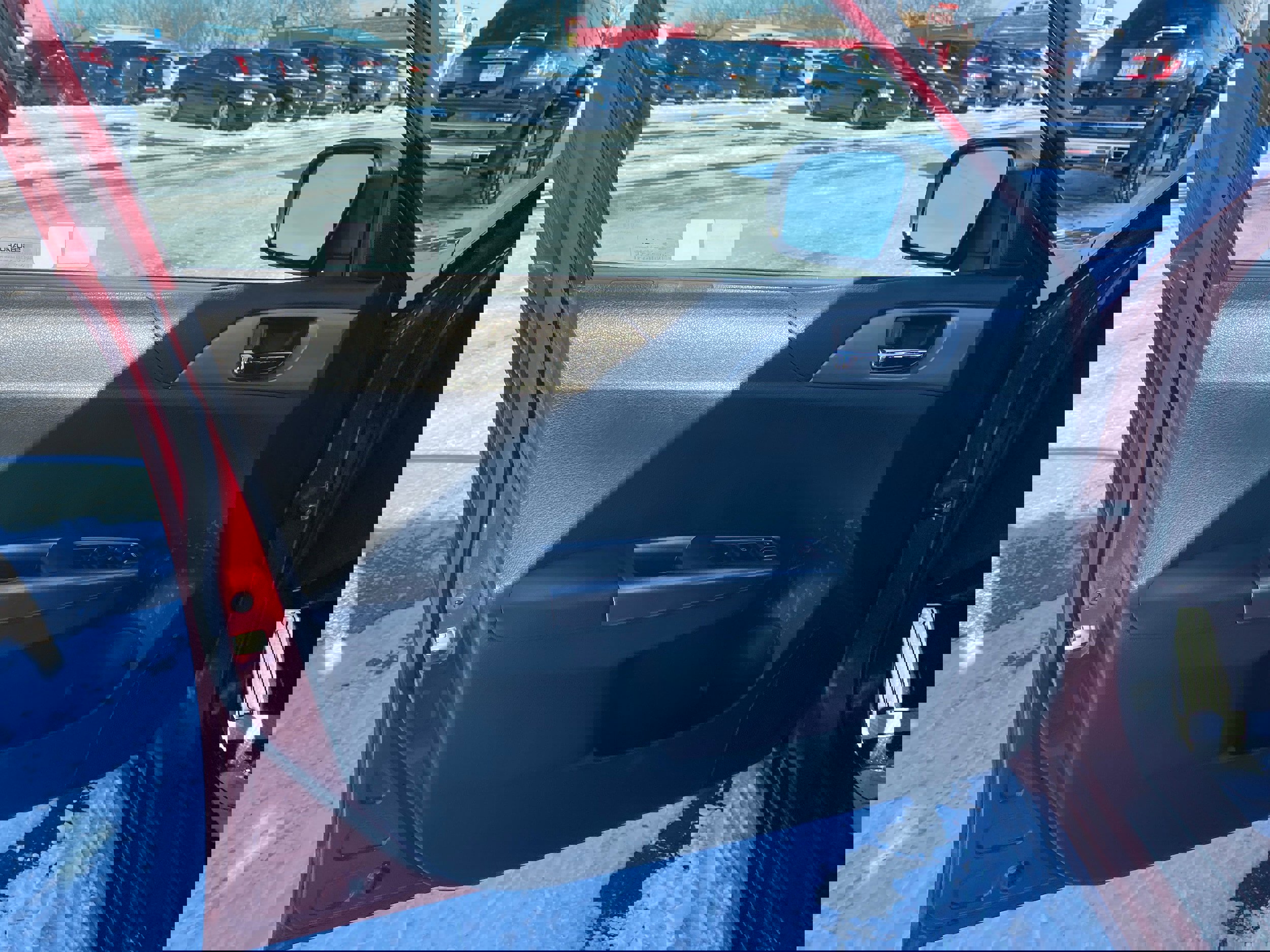 Used 2011 Subaru Impreza 2.5i Premium w/ PWR Moonroof Value Pkg image 9