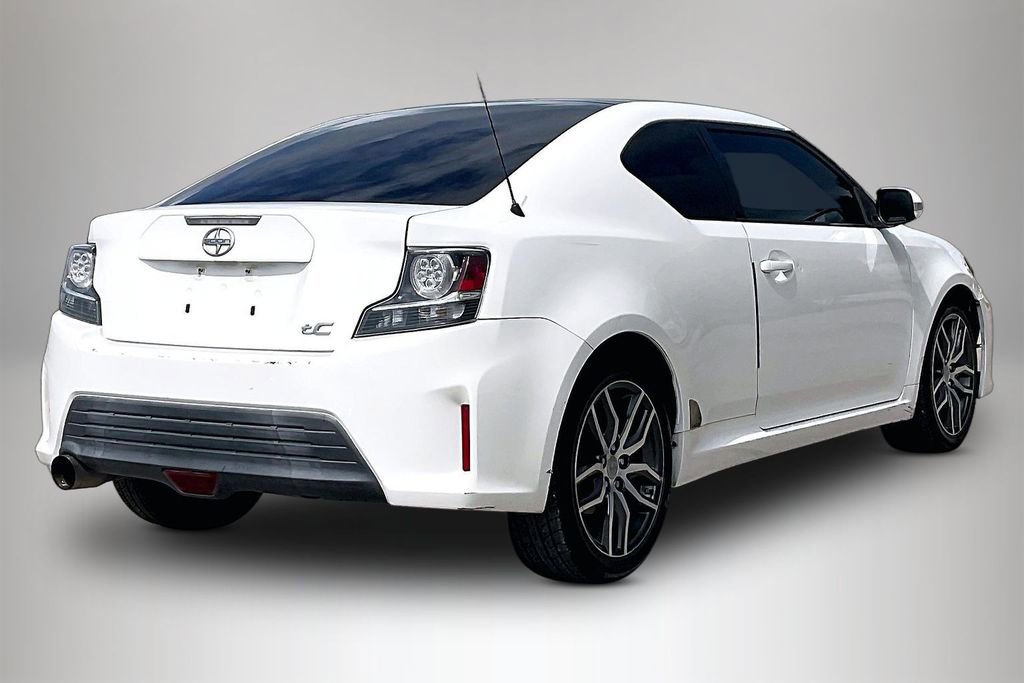 Used 2014 Scion tC FWD image 5