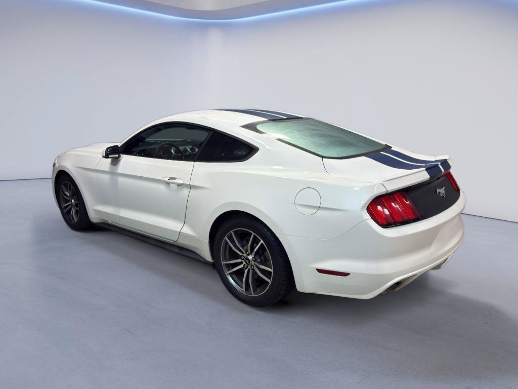 Used 2017 Ford Mustang Coupe RWD image 5