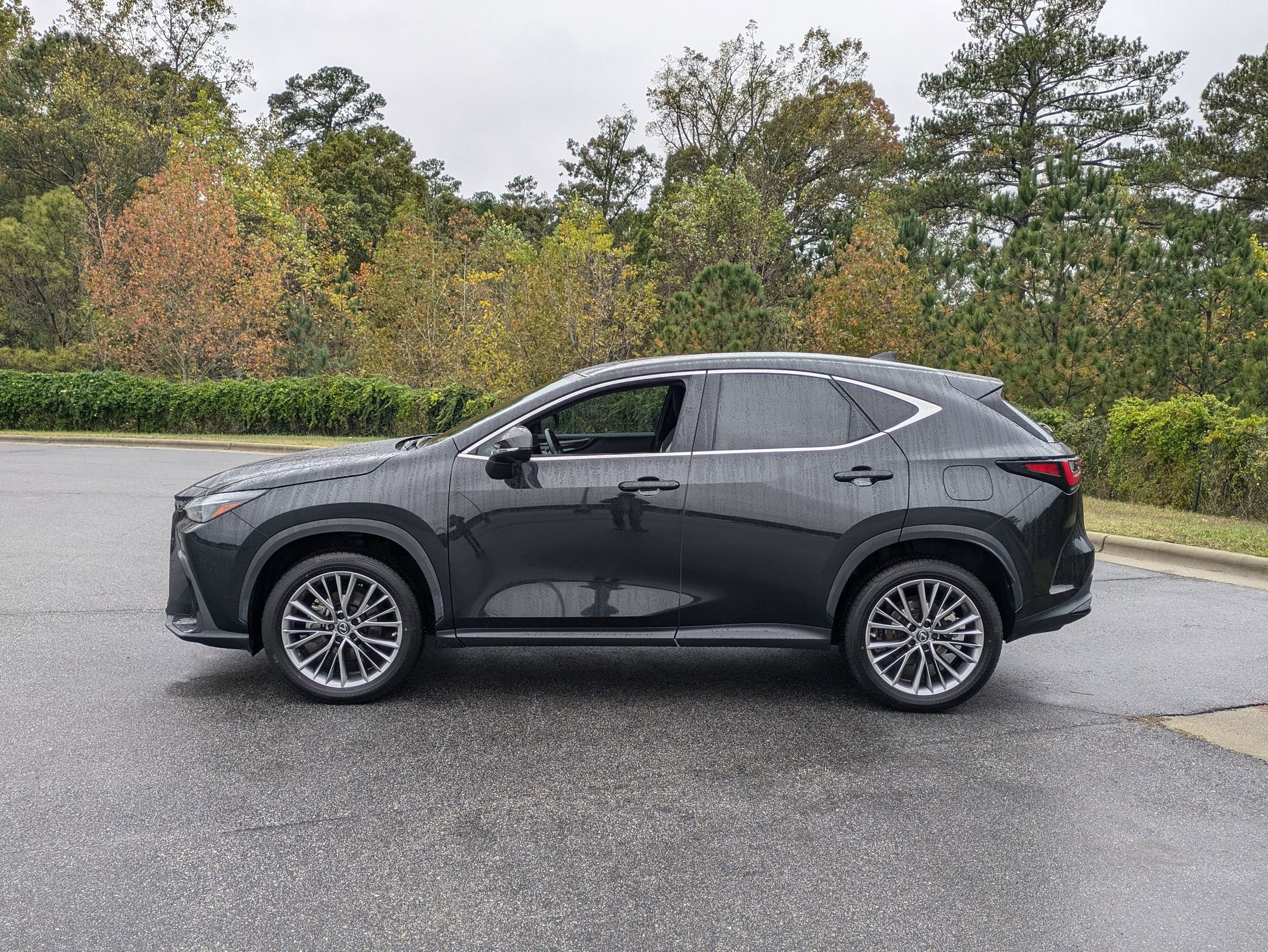 Used 2022 Lexus NX 350h AWD image 8