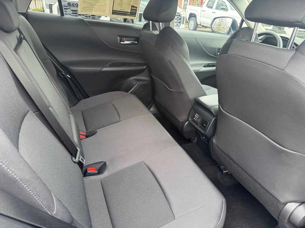 Used 2024 Toyota Venza LE image 21